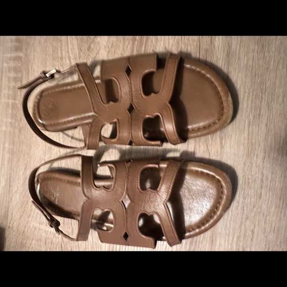 Tory Burch Camel colored sandals and leather size 7 1/2 - Picture 4 of 4